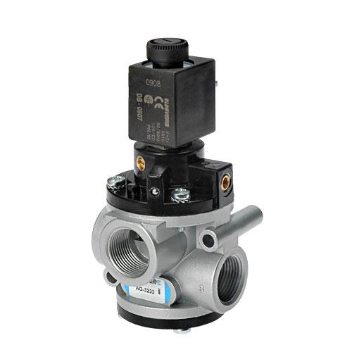 Univer Pneumatic actuators with brass ball valves Series YR